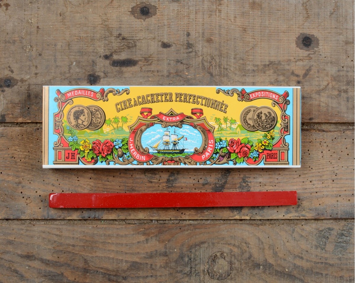 zegellak 21cm,  10 staven ROOD J. Herbin