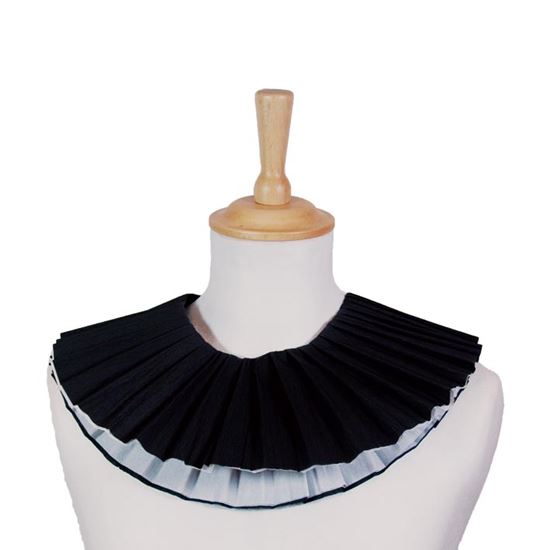 Pietkraag crêpe zwart/wit 3 lagen acc5