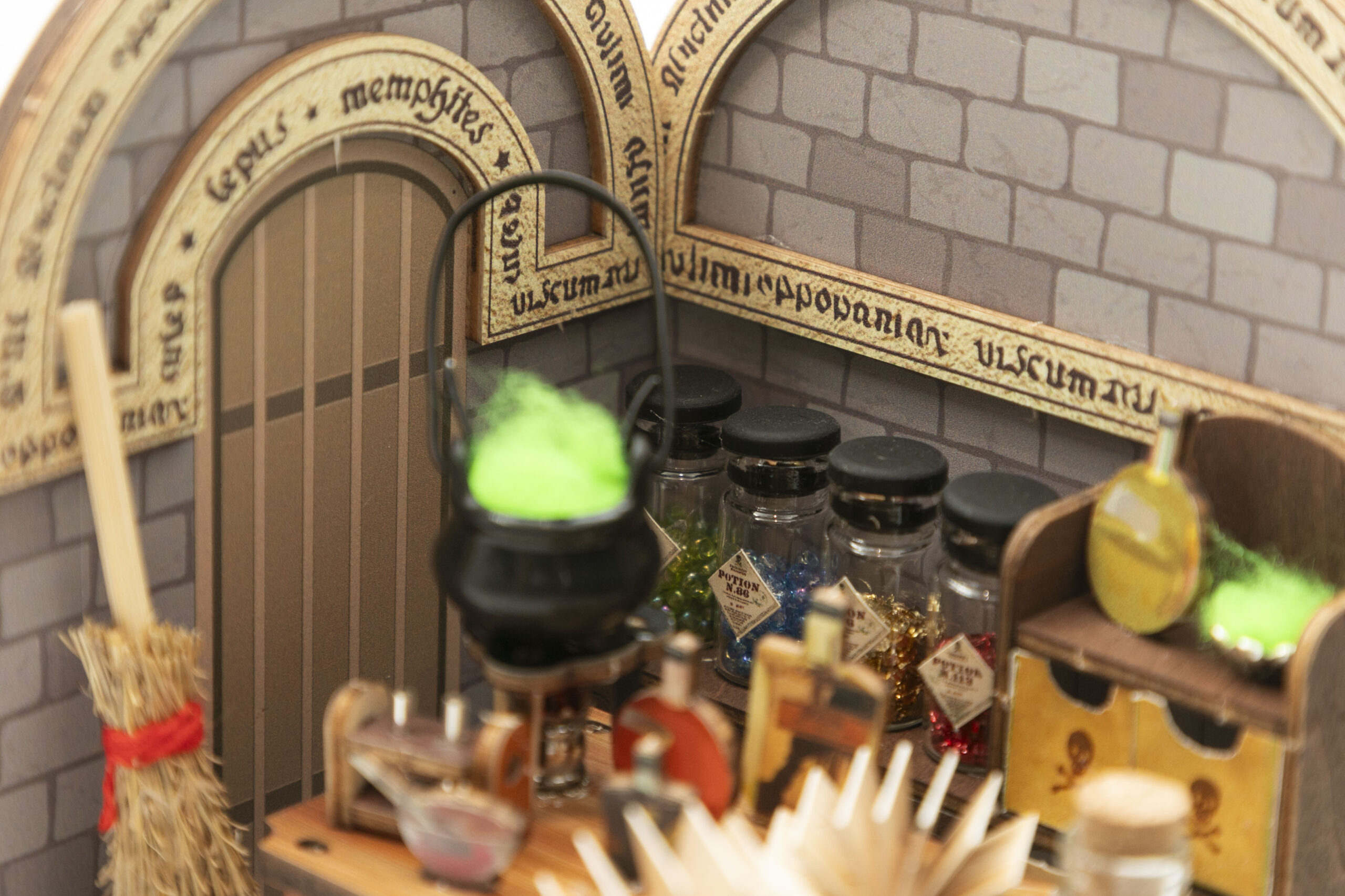 AB DIY Harry Potter 3D Modelbouw, Potions Class - Afbeelding 1