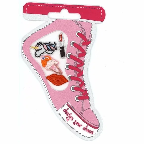Plak & Strijk Applicatie Girls 4st. +/- 20mm p.s.