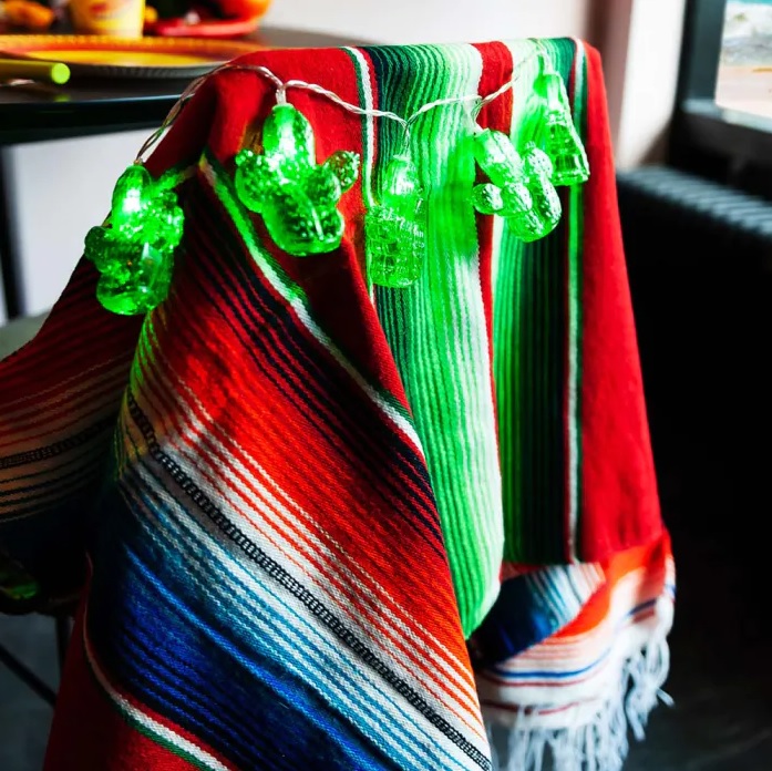 Poncho Rodrigo (140 x 155 cm) - Afbeelding 2
