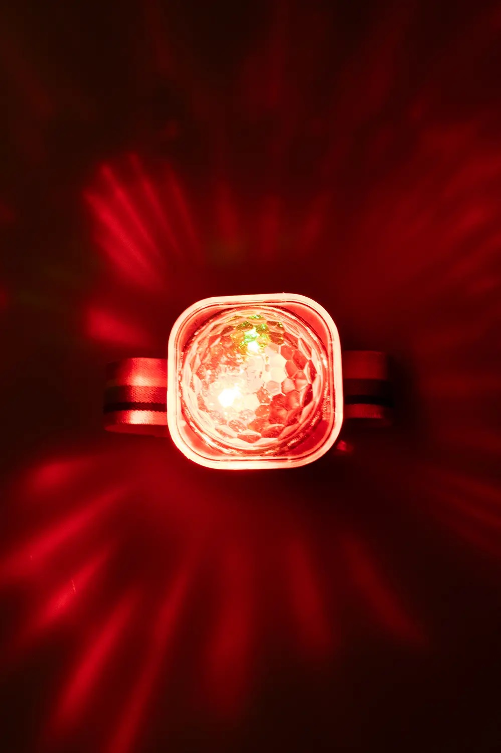 Disco Regenboog Armband Met Licht Oplaadbaar - Afbeelding 3