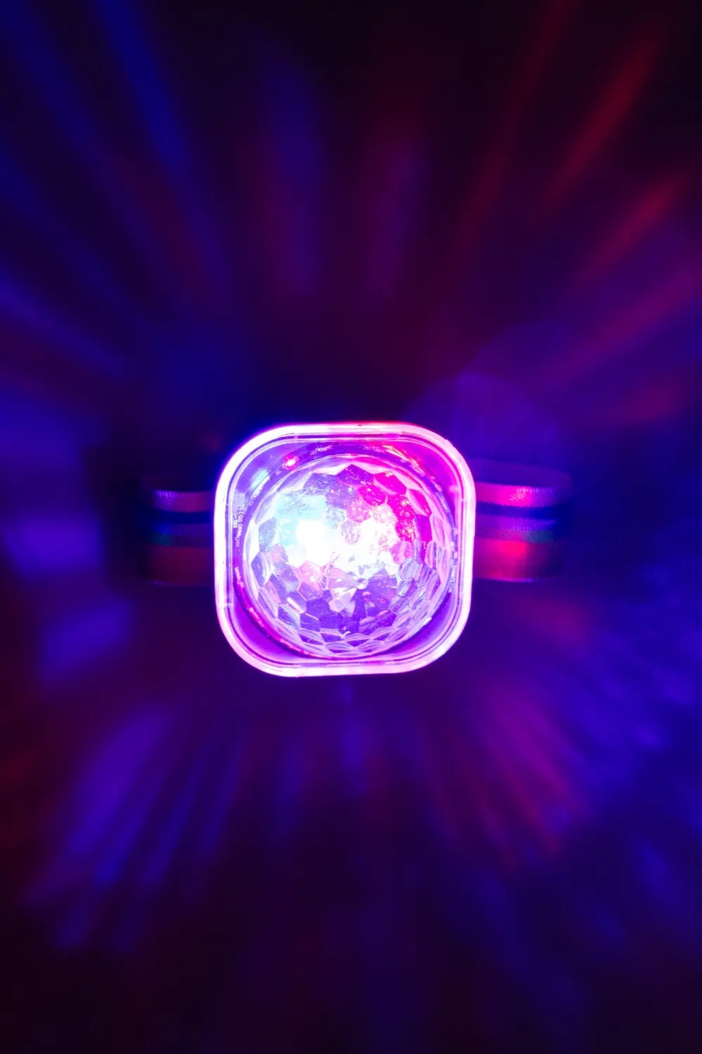 Disco Regenboog Armband Met Licht Oplaadbaar - Afbeelding 5