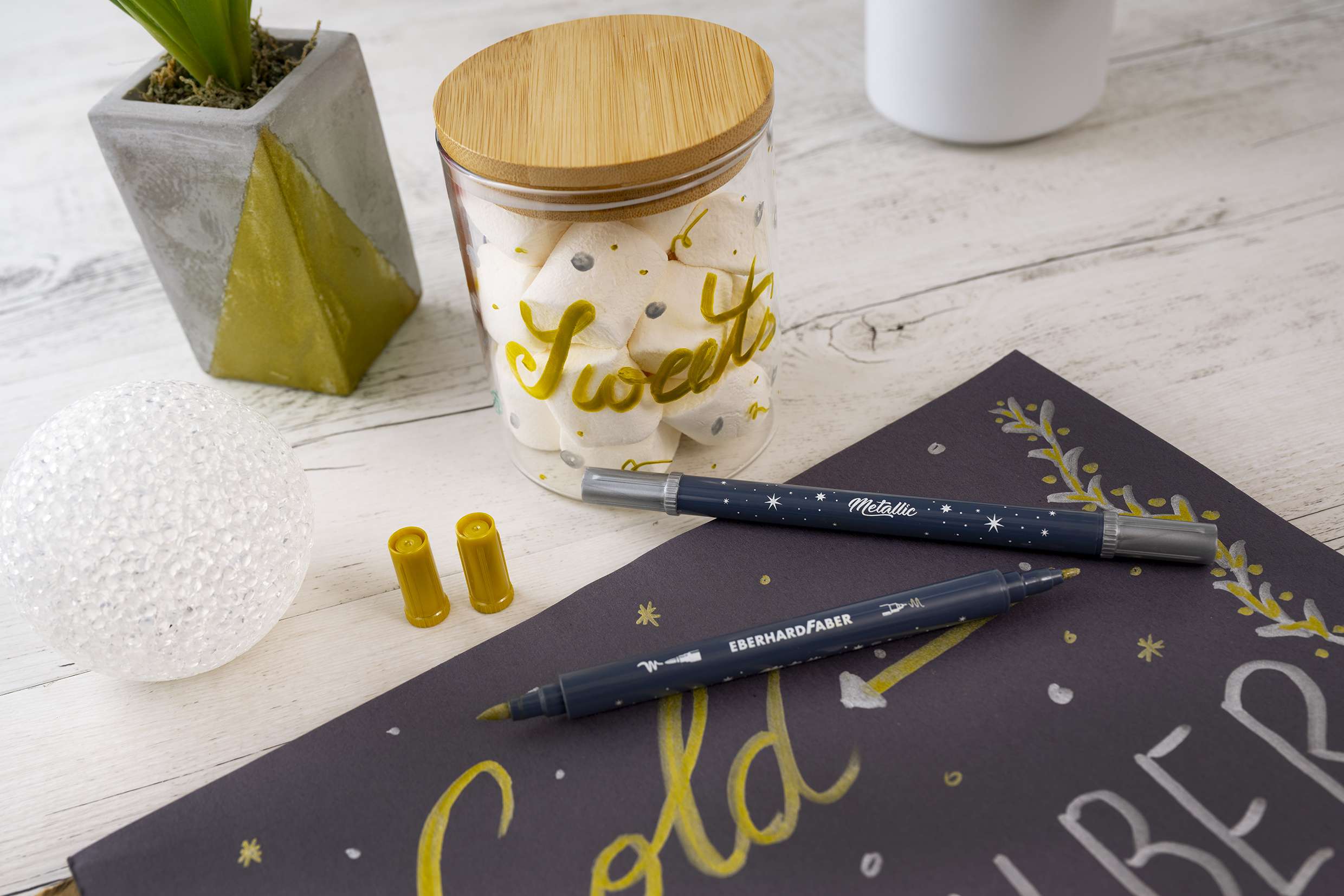 Eberhard Faber Metallic Markers (Stiften) Dubbelzijdig 0,8 en 1-10mm  Zilver En Goud - Afbeelding 2