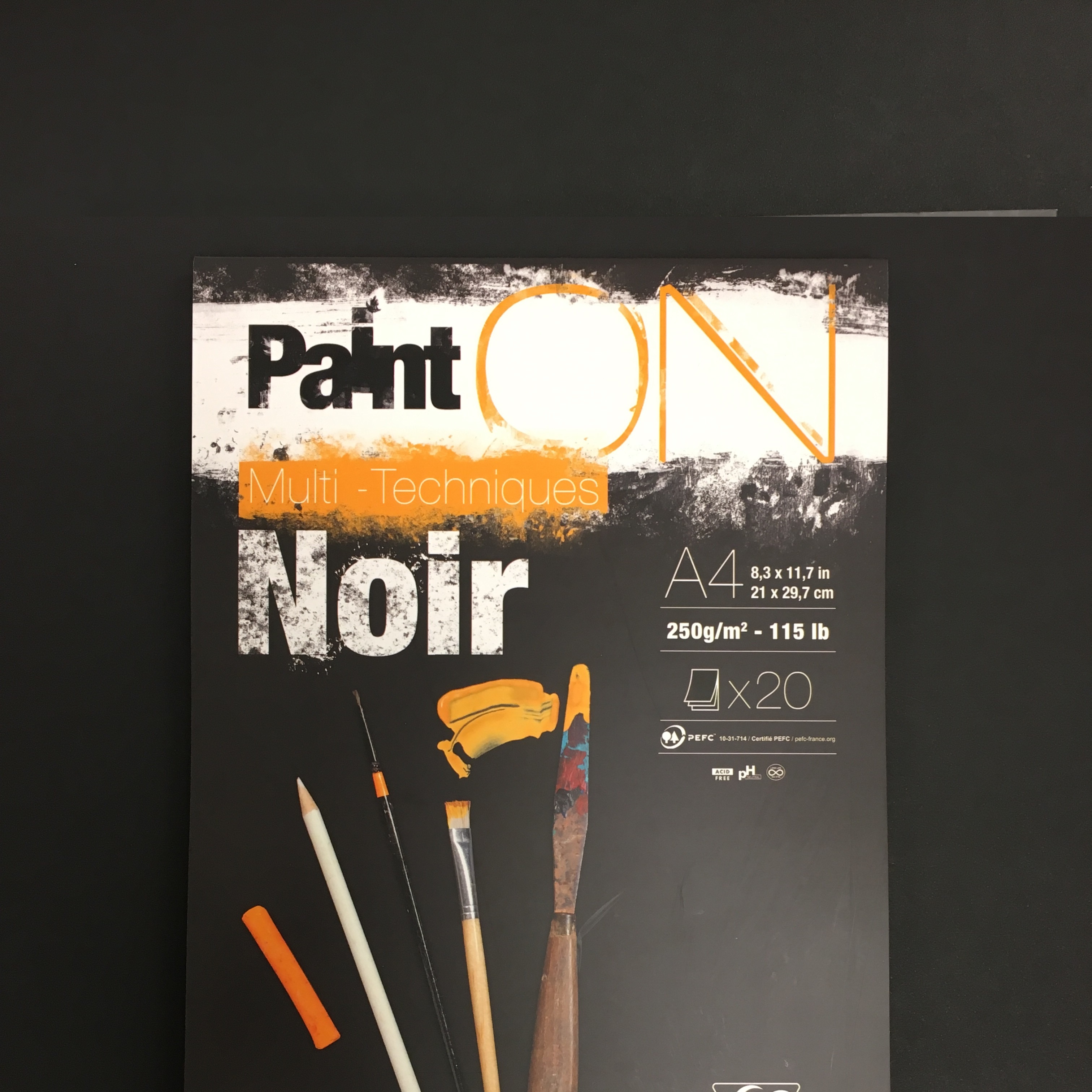 Paint on Multi-Techniques zwart papier A4 250 gram 
