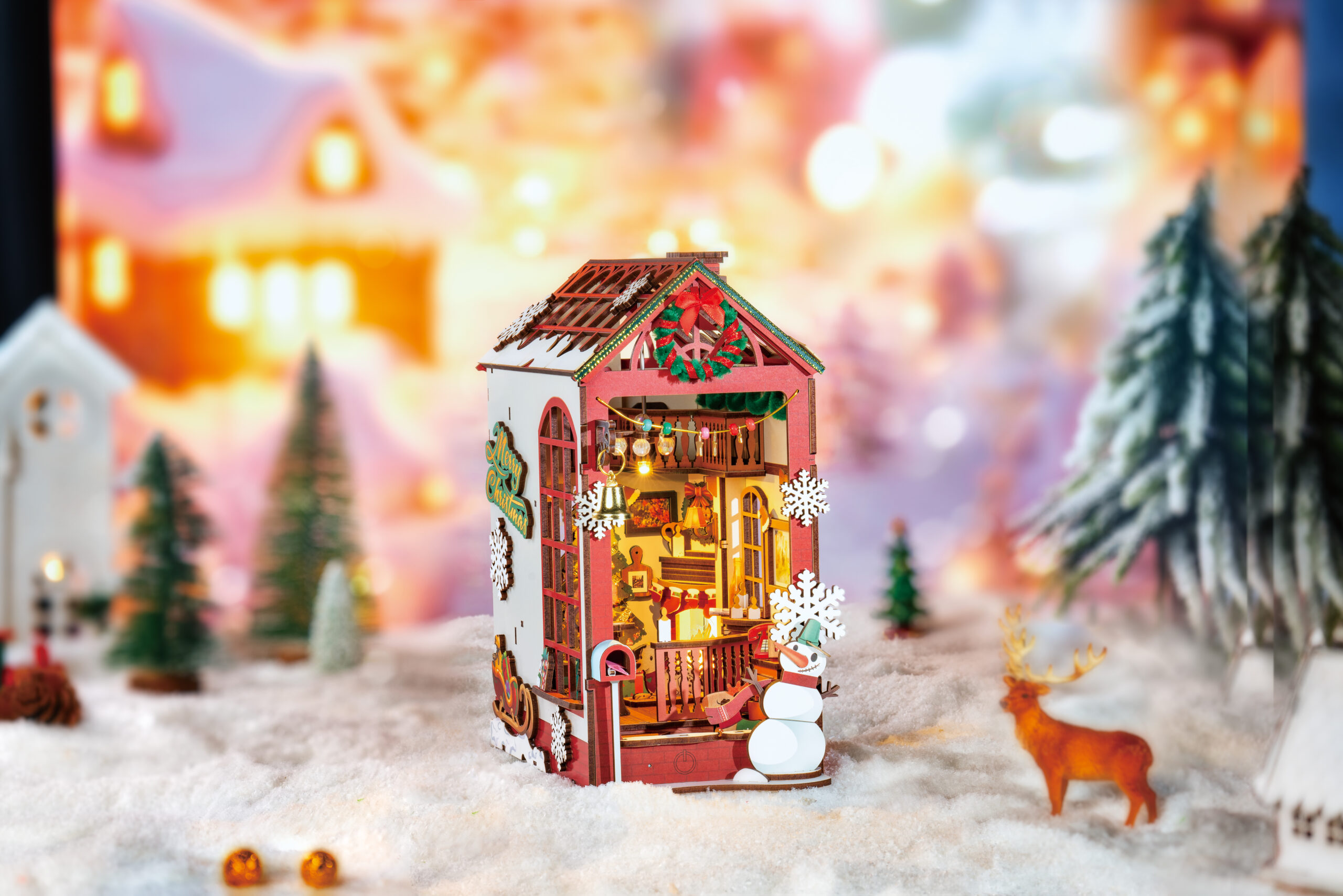 AB Robotime, DIY Book Nook Boekensteun Christmas Indoor Scene, 21,8×13,6×24,7 cm deco12 - Afbeelding 1